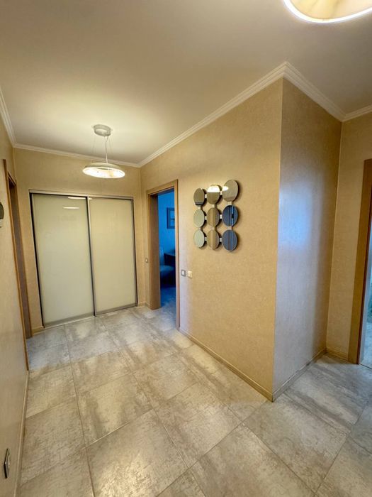 2к з ремонтом та меблями Центр Ірпеня 67 м² Матвія Донцова