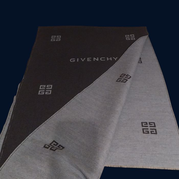 Szalik unisex Givenchy
