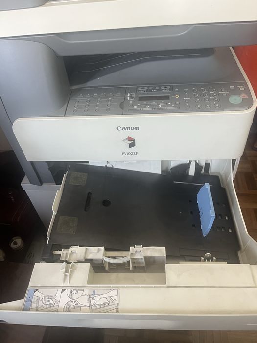 Impressora Multifuncional Canon iR1022F