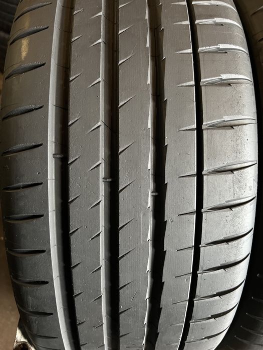285/40/20+255/45/20 R20 Michelin Pilot Sport 4S 4шт