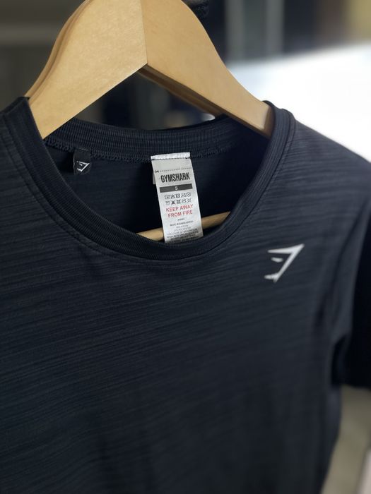 Спортивна футболка Gymshark Apex: дихаюча структура та атлетичний крій