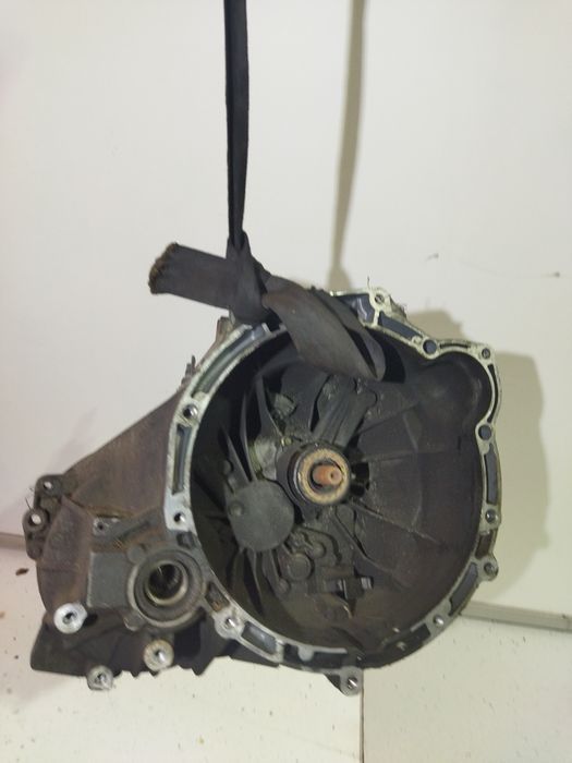 Caixa velocidades Ford focus 1.4 gasolina 2000