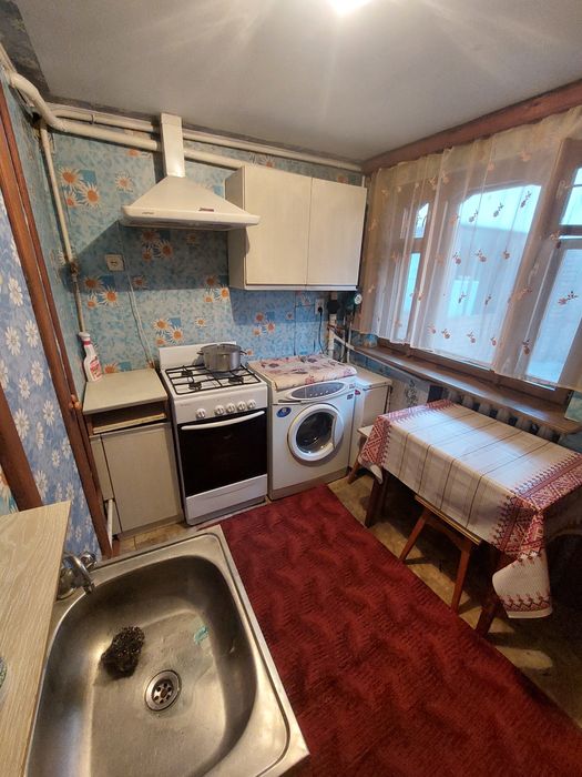 Здам в оренду частину будинку.