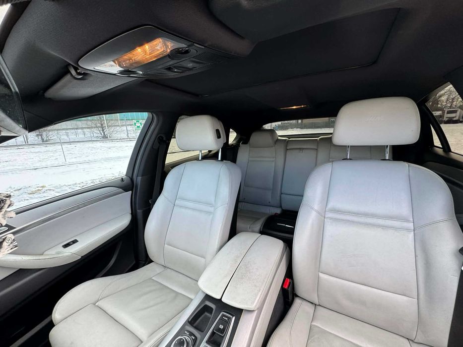 BMW X6M ROK 2010
