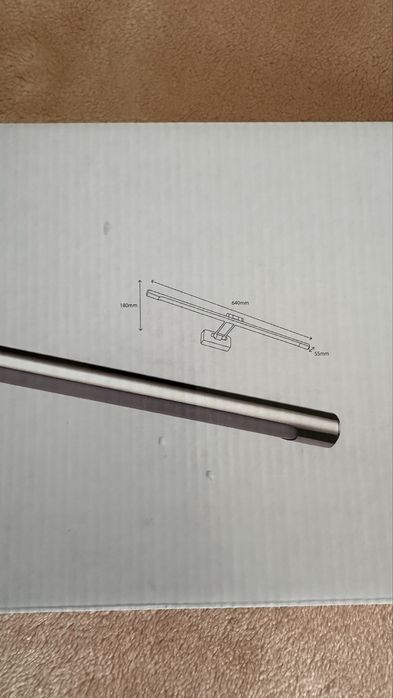 Aplique de parede para quadro marca BAARGELD - luz fria