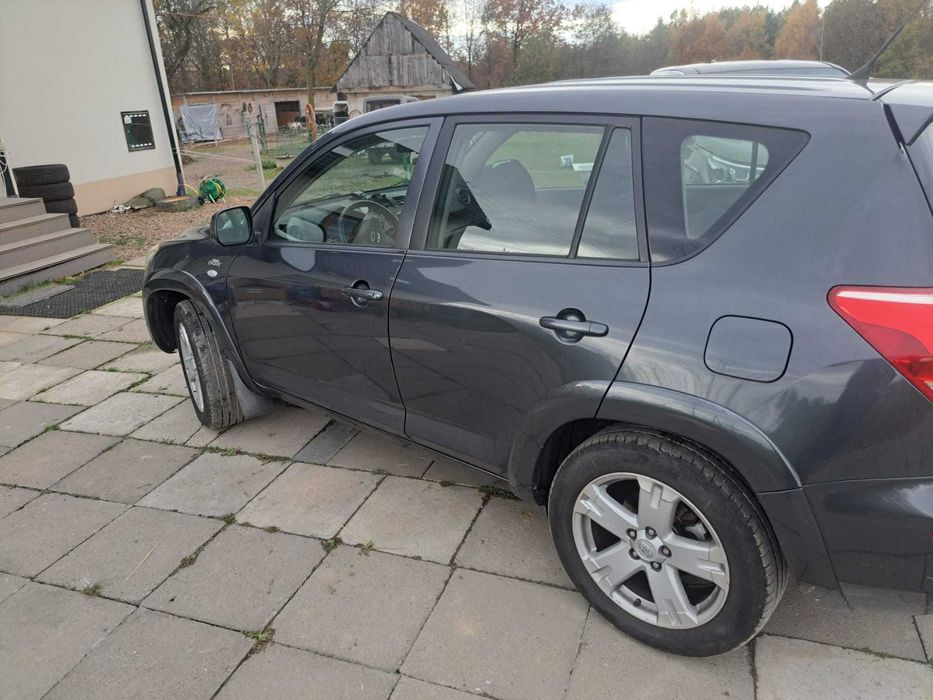 Sprzedam samochód TOYOTA RAV 4