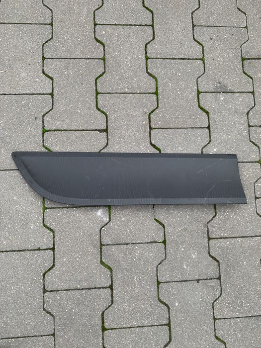 Listwa Porshe Macan drzwi tyl prawa strona