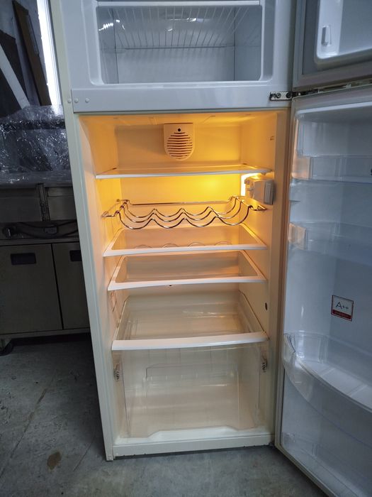 холодильник двокамерний Gorenje retro
