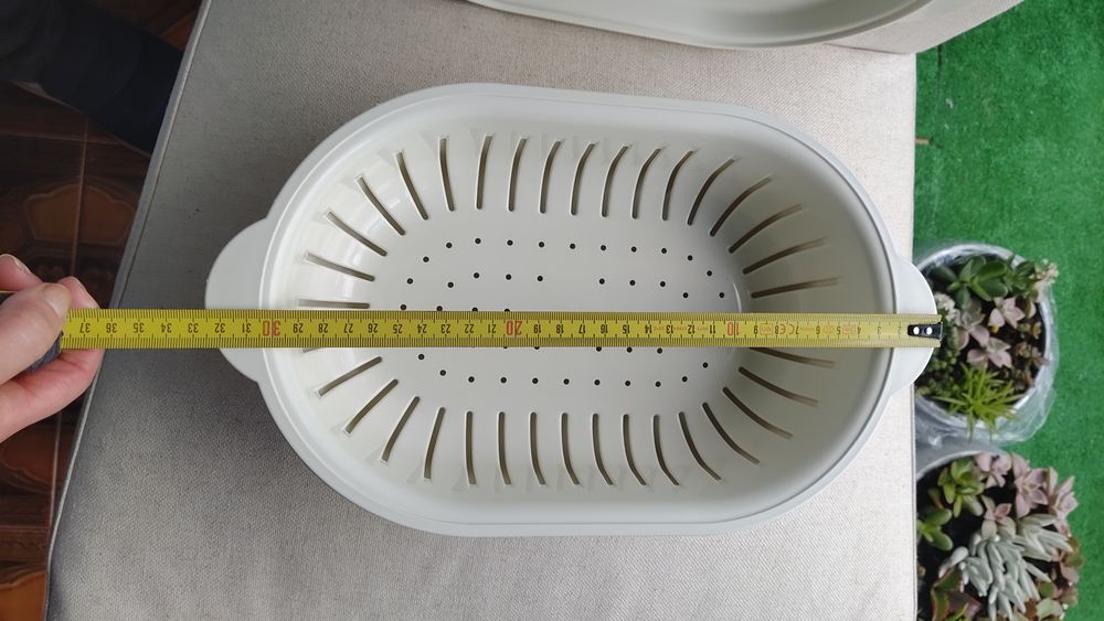 Tupperware da esquerda