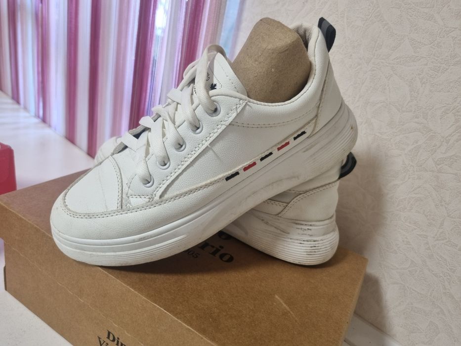 Жіноче взуття на середню повноту ніжки