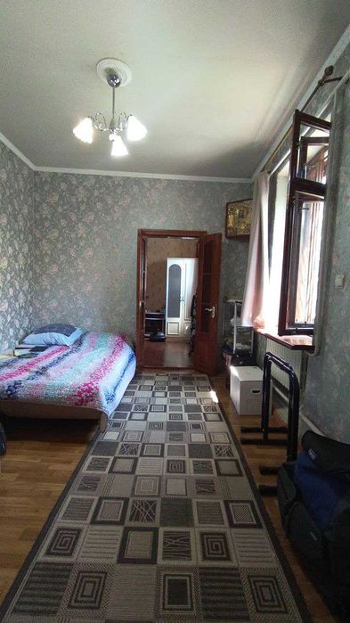 Продам дві квартири в центрі Одеси - пл. Соборна!
