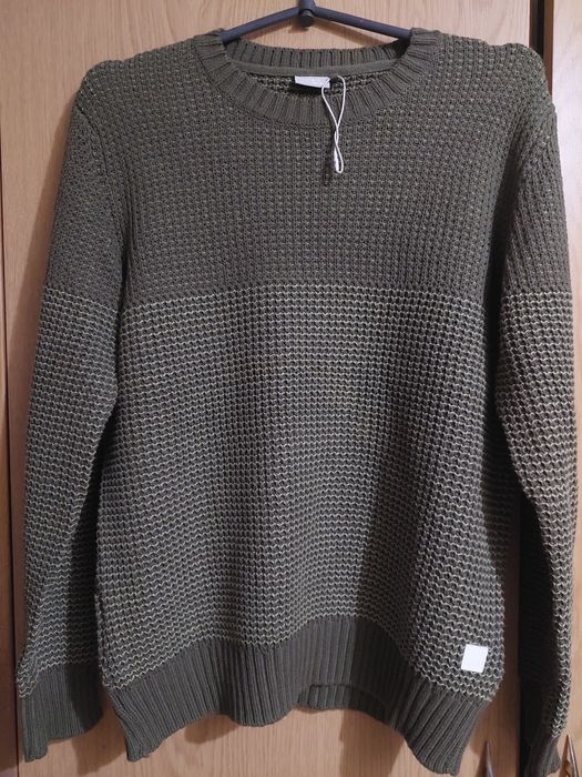 Светр  підлітковий