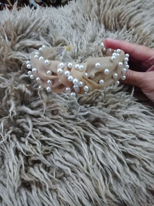 Обруч для волос с жемчугом. Ручная работа