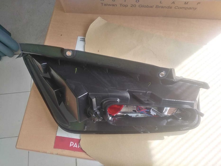 Farolim Esquerdo Fiat Punto Evo 2013 Novo