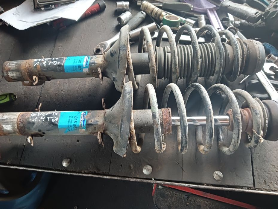 Golf 4 Leon a3 amortyzatory sprężyny 1.9 tdi