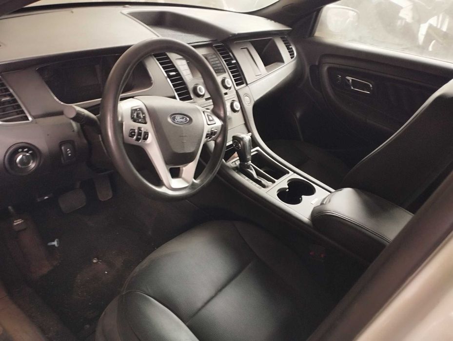 Салон сидения потолок пластик салона Ford Taurus 2012-2018