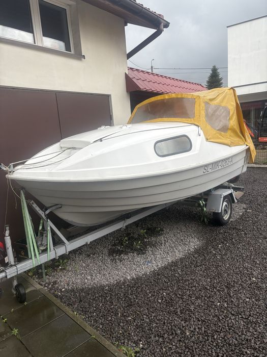 Łodz kabinowa Romana