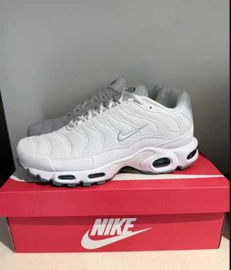 Nike_Air_Max_TN_Plus_White R.40