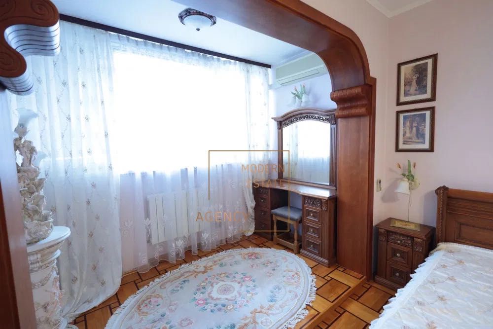 3-кімнатна квартира 104 м² біля м. Позняки з ремонтом та технікою|без%