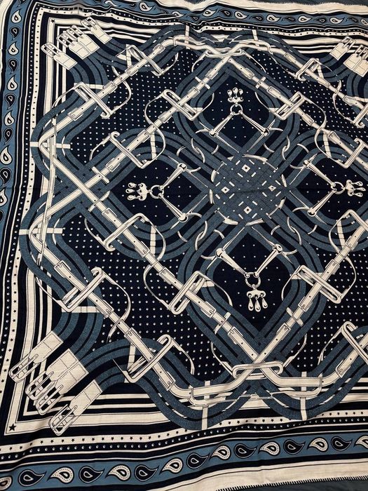 Elegancka duza  huśta szalik kaszmir70% jedwab30%