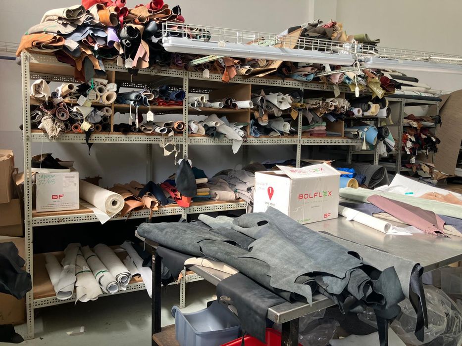 Rolos de tecido em pele