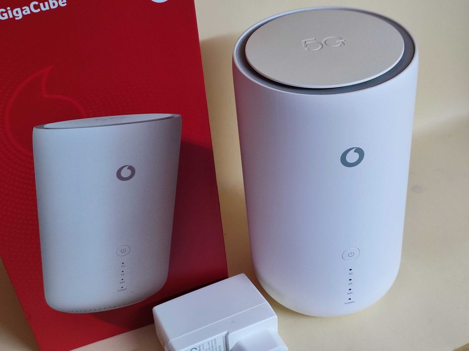 5G TCL HH500V V.1 Wi-Fi 6 Router SIM Desbloqueado.