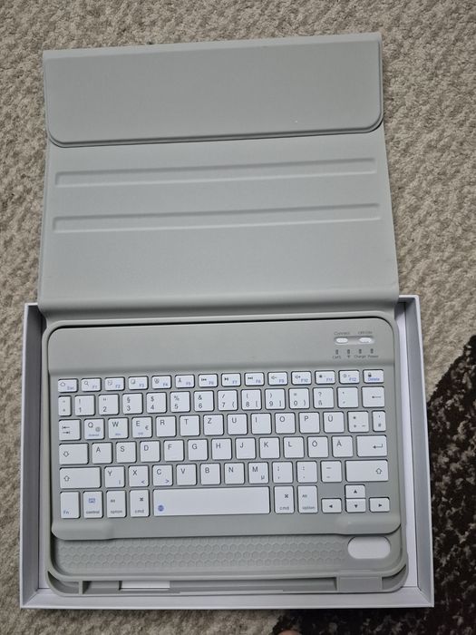 Чохол Bluetooth клавіатура Ipad 10.2