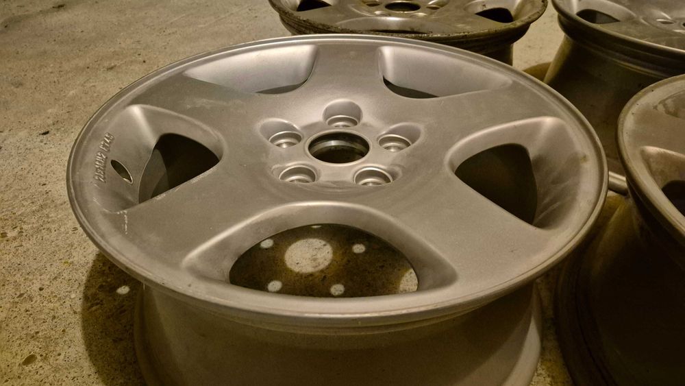 Jantes Originais SPORT AUDI 16" -5x112-ET45-7Jx16"- ref: 8D0.601025C