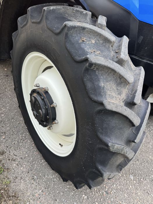 Продам трактор New Holland Т6050