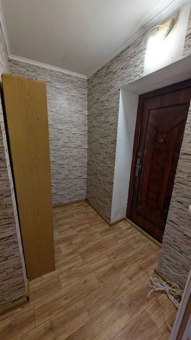 Продам однокімнатну квартиру, в цегляному будинку, зручний 2-й поверх