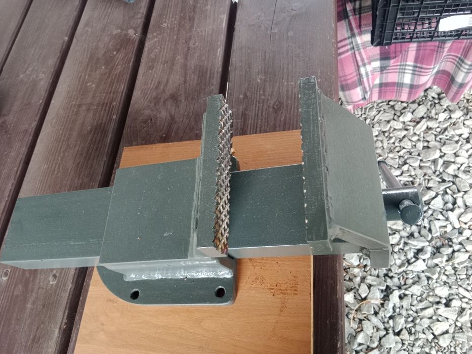 Sprzedam imadło spawane nowe