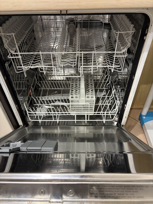 zwywarka electrolux „60-tka” do zabudowy