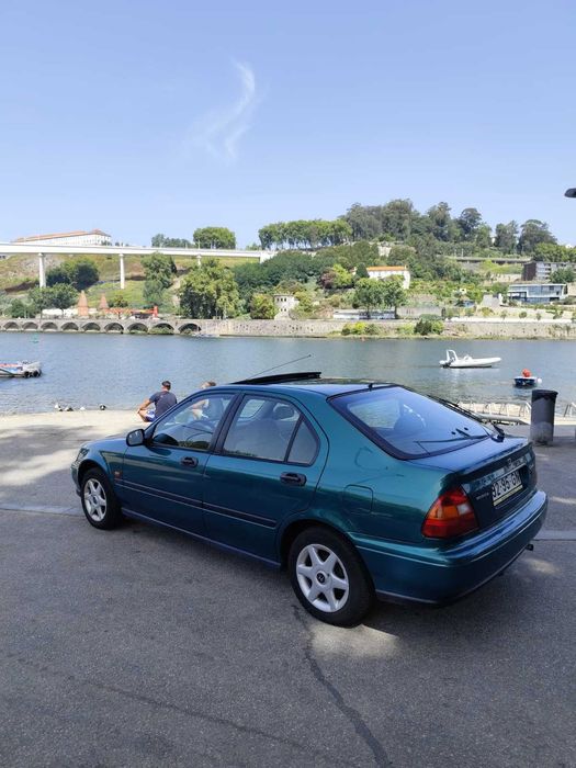 Honda Civic 1.4i – APENAS 118.741 km