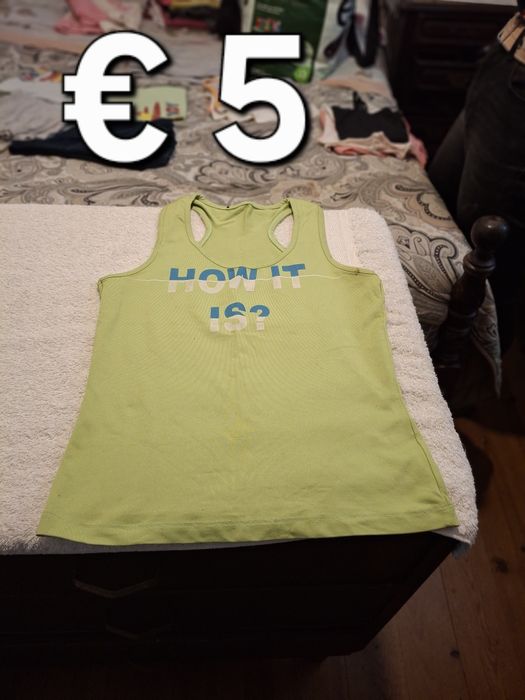 Roupa de criança dos 9 aos 10