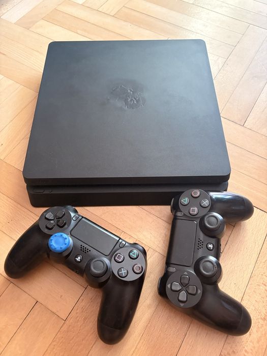 Konsola ps4 slim zestaw gier dwa pady