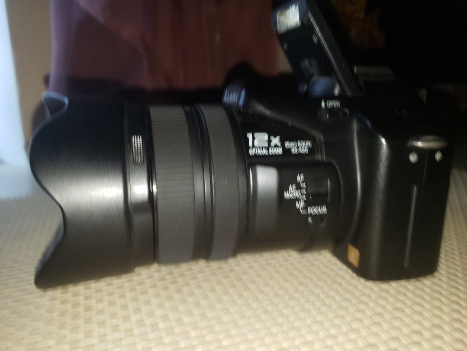 Panasonic Lumix DMC-FZ30 -digitaali kamera