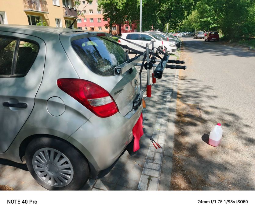 Bagażnik rowerowy na klapę auta