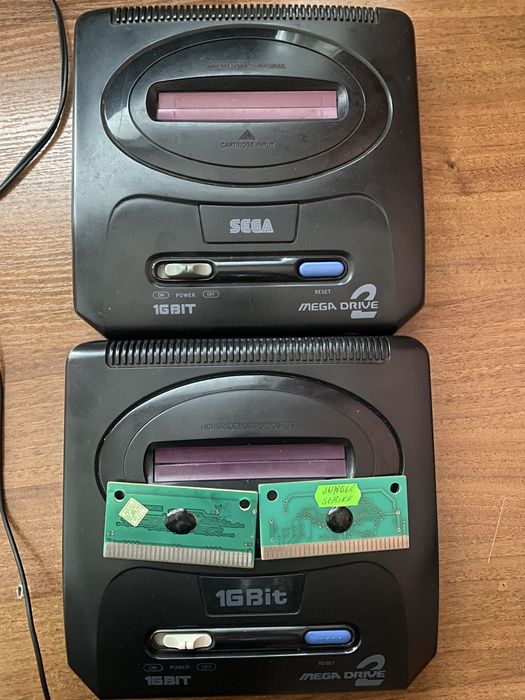 Sega mega drive 2 2шт