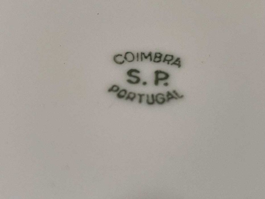 Manteigueira da Sociedade de Porcelana de Coimbra, flores azuis