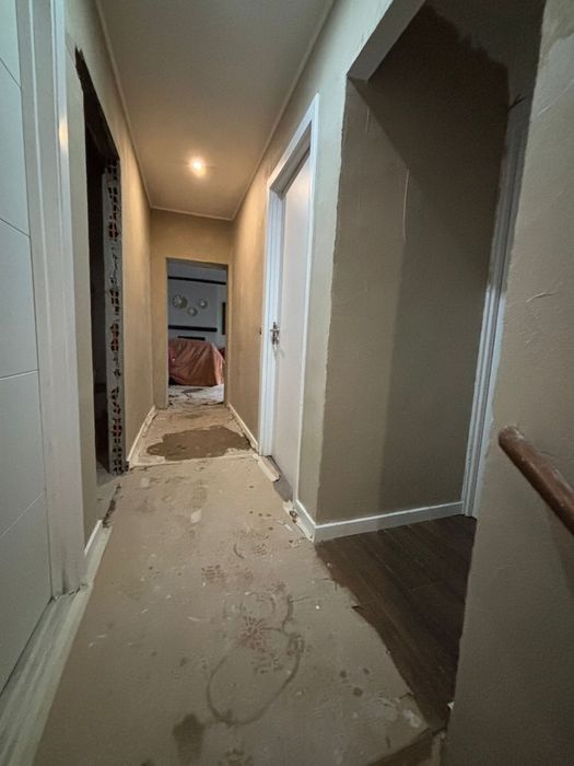 •	Ladrilhador / Pladur / Capoto – Obras e Remodelações