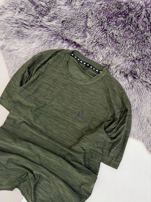 Футболка Adidas С розмір Р426
