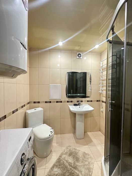 ЗДАМ в оренду затишну 1-кімнатну студію. 1 Східний