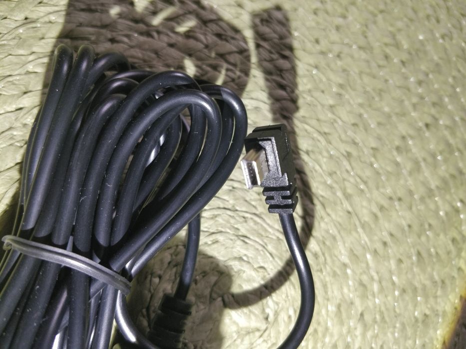 Zasilacz do kamery samochodowej 24h