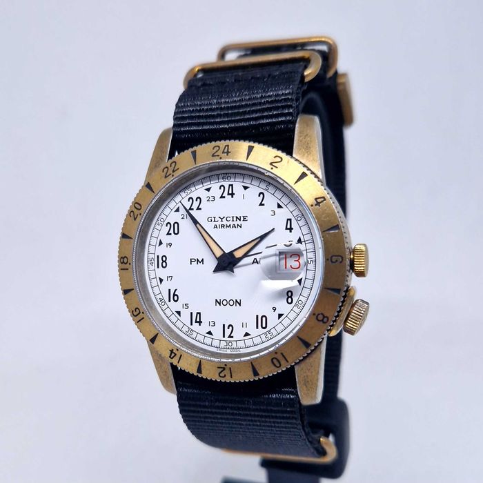 Glycine Airman Vintage Noon Purist 40 mm Automatic