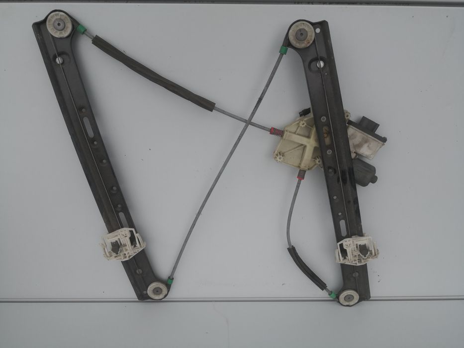 Mechanizm opuszczania szyby BMW X3 e83 prawy przedni przód