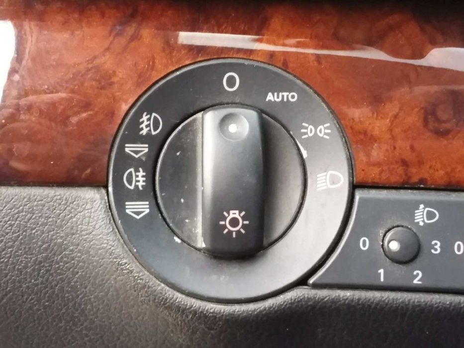COMANDO DAS LUZES AUDI A4 AVANT (8E) 1.9 TDI