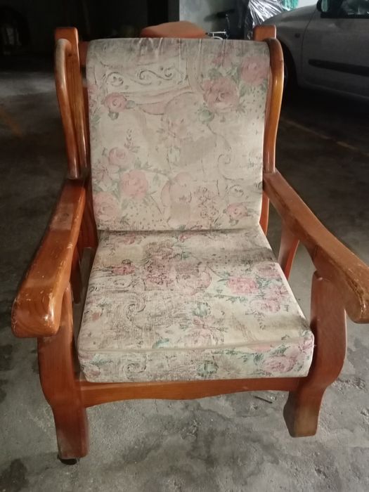 Cadeirão almofadado