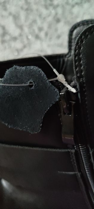 Продам женские кожаные ботинки