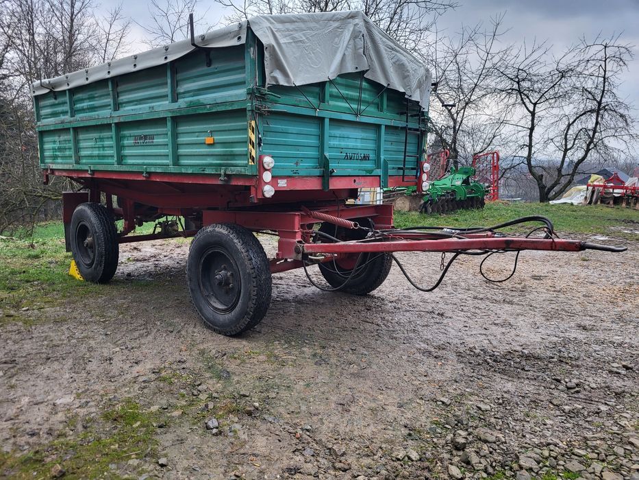 Przyczepa wywrotka 3 strony d47,d732