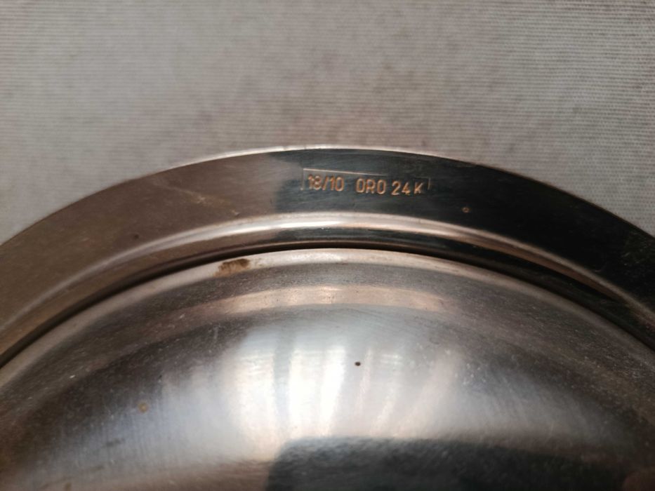 Taça aço inoxidável e ouro